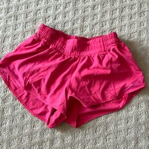 Lululemon Hotty Hot Low Rise 2.5” Shorts